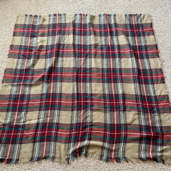 Blanket Wrap Scarf Shawl in Plaid w/ Fringe Trim - Picture 4 of 5